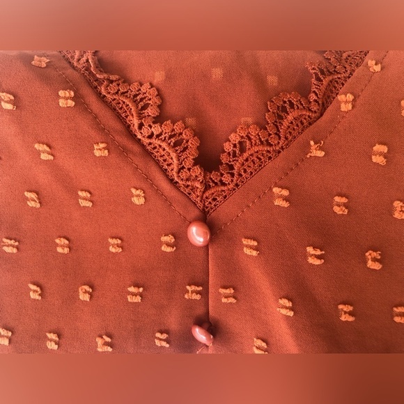 Small Orange Lace Top with Buttons - Picture 3 of 3
